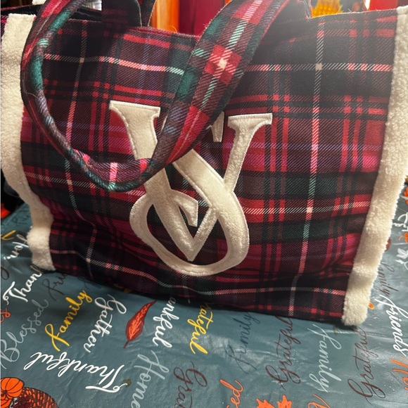 Victorias Secret Plaid Flannel with fur trim - Picture 2 of 10